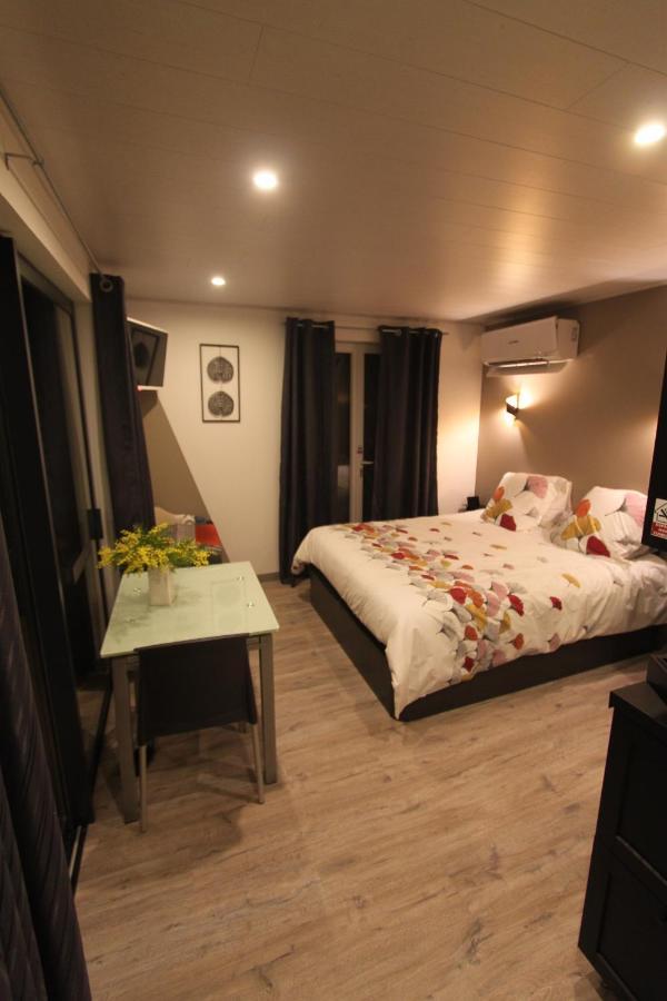 La Chambre Des Onglous Marseillan  Dış mekan fotoğraf