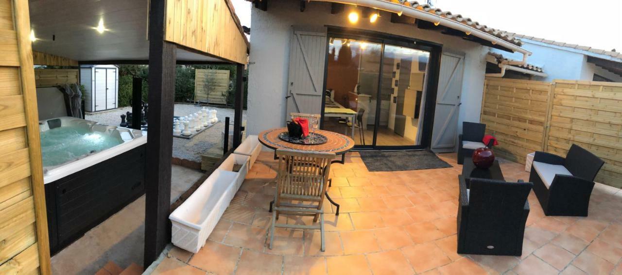 La Chambre Des Onglous Marseillan  Dış mekan fotoğraf